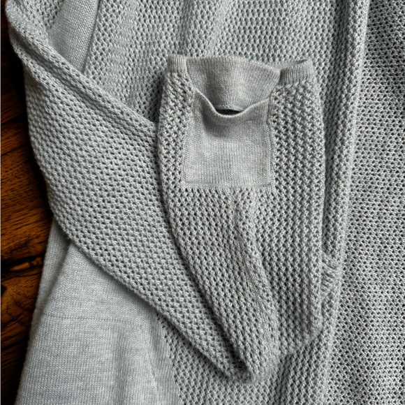 Lululemon Womens Still Movement Wrap Knit Hoodie Sweater Split Back Grey Nimbus - Picture 7 of 11